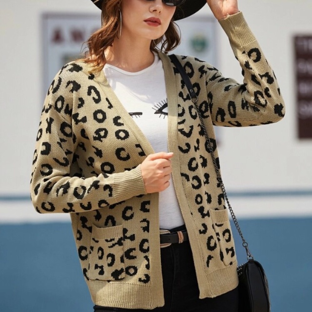 ❗️LAST ONE ❗️Leopard print pocket cardigan - Picture 2 of 8